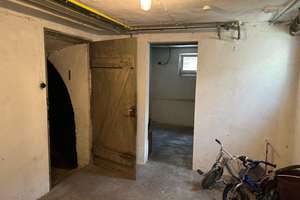 Ein Haus mit Charme und Potenzial in ruhiger Lage von Fellbach.
           Machen Sie etwas daraus! – Die vollständige Adresse der Immobilie erhältst du vom Anbieter., 70736 Fellbach – Vorschaubild 14
