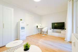 Charmante 2-RW* 1. OG* frisch saniert* EBK* moderne Möblierung* TG-SP* Süd-Balkon & Terrasse* Aufzug – Schandauer Straße 23 c, 1309 Striesen-West, Dresden – Vorschaubild 13