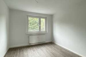 Schöne 4-Zimmer-Wohnung in Jena-Lobeda ab August verfügbar! – Richard-Zimmermann-Str. 1, 7747 Neulobeda, Jena – Vorschaubild 6
