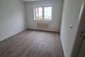 Wohnglück - günstig geschnittene 2,5-Zi.-Wohnung – Augustenstr. 19, 24143 Gaarden-Ost, Kiel – Vorschaubild 3