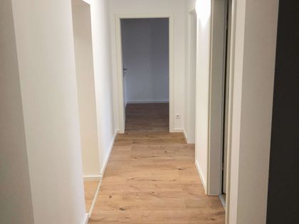 Schöne Große Sanierte 4 hotsell Raum Altbauwohnung in Bernburg