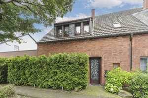 Willkommen zuhause: Gepflegte Doppelhaushälfte mit Garten und Garage in naturnaher Lage – Neuss (Rhein-Kreis) – Vorschaubild 2