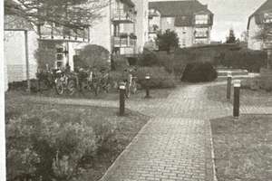 Wohnen mit Charakter: 2,5 Zimmerwohnung in Potsdam-Bornstedt