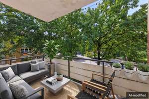 Sonnige 2-Zimmer-Wohnung mit Südbalkon & Tiefgarage in Lokstedt