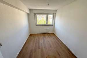 Frisch komplettsanierte 4-Zimmer-Wohnung mit Einbauküche & Balkon in Stuttgart-Bad Cannstatt – Die vollständige Adresse der Immobilie erhältst du vom Anbieter., 70372 Seelberg, Stuttgart – Vorschaubild 12