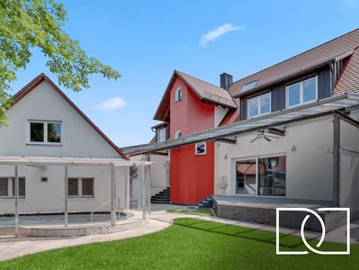 2010 gebaut! Energieeffizientes Einfamilienhaus mit Pool, Nebengebäude und hochwertiger Ausstattung