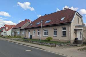 8-Zimmer Einfamilienhaus in Vellahn mit 230 m² Wohnfläche – Die vollständige Adresse der Immobilie erhältst du vom Anbieter., 19260 Vellahn – Vorschaubild 1