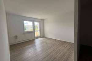 Sanierte 4-Zimmer-Wohnung | inkl. EBK und Balkon! – Dortmunder Straße 16, 8062 Neuplanitz, Zwickau – Vorschaubild 2