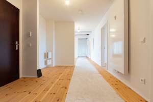 Dachgeschosstraum mit Galerie & Balkon | 2 Bäder | Aufzug | Dielenboden | Stellplatz mgl. – Wurzner Straße 156a, 4318 Sellerhausen-Stünz, Leipzig – Vorschaubild 24