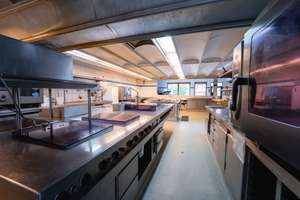 Attraktives Anlageobjekt mit Apartments, Gastronomie und großer Hauptwohnung – Die vollständige Adresse der Immobilie erhältst du vom Anbieter., 70173 Oberer Schlossgarten, Stuttgart – Vorschaubild 28