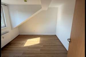 4,5-Zimmer-Maisonettewohnung in Gelsenkirchen-Ückendorf zu vermieten – Bergmannstr. 42, 45866 Ückendorf, Gelsenkirchen – Vorschaubild 7