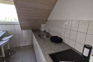 Wunderschöne DG Wohnung mit Blick über Stuttgart – Die vollständige Adresse der Immobilie erhältst du vom Anbieter., 70191 Mönchhalde, Stuttgart – Vorschaubild 12