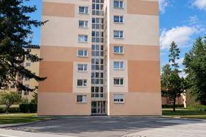 Vermietete 2-Zimmer-Wohnung mit Weitblick, Aufzug und Balkon - Kapitalanlage in Traunreut – Die vollständige Adresse der Immobilie erhältst du vom Anbieter., 83301 Traunreut – Vorschaubild 10