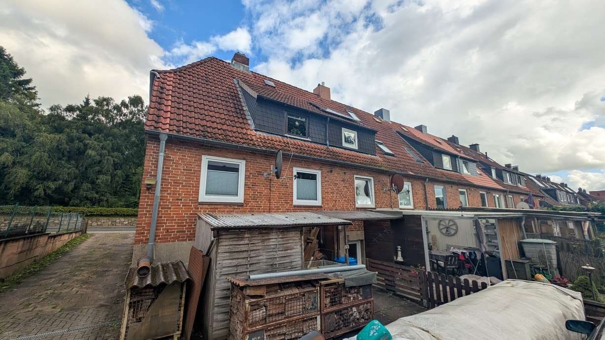 Kleines Reihenendhaus mit eigenem Grundstück und Stellplatz in zentraler Lage von Schleswig, Schleswig Flensburg Kreis – Bild 2