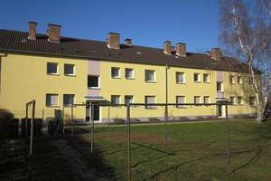 Platz für die Famile: Sanierte 3-Zimmer-Wohnung mit Terrasse – 53359 Rheinbach – Vorschaubild 1