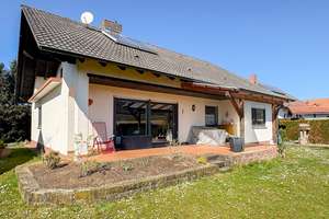 Ihr neues Zuhause: EFH mit großem Grundstück und vielen Möglichkeiten