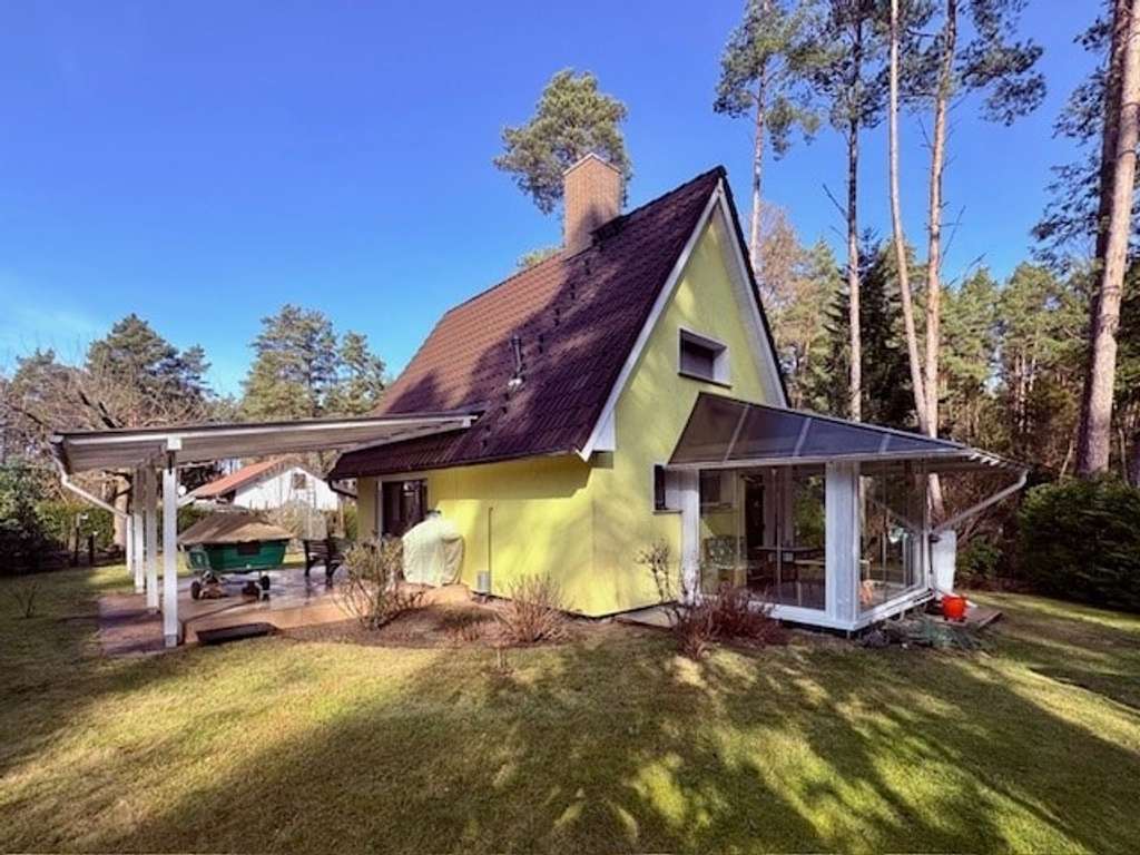 Immobilie in Milmersdorf - Ferienhaus am Lübbesee zu verkaufen - Bild 0