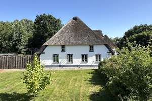 Ein Haus, das Wärme bewahrt – Reetdachanwesen in der nordfriesischen Grenzlandschaft – Die vollständige Adresse der Immobilie erhältst du vom Anbieter., 25926 Ladelund – Vorschaubild 12
