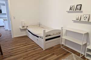 Möbilierte 1,5-Raum-Souterrain-Wohnung in Stuttgart-Vaihingen nähe Uni – Die vollständige Adresse der Immobilie erhältst du vom Anbieter., 70563 Dachswald, Stuttgart – Vorschaubild 4