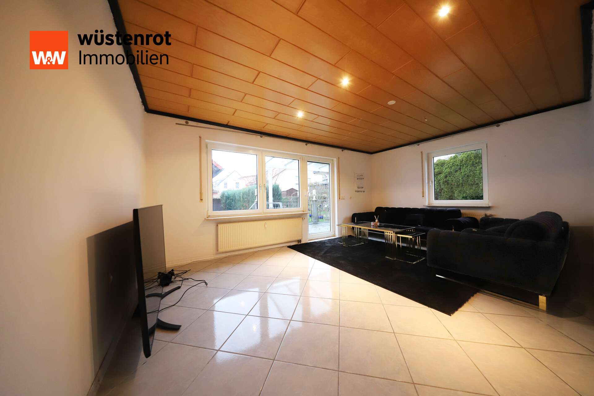 Immobilie in Jettingen - Interessantes Dreifamilienhaus für Kapitalanleger und Eigennutzer in gefragter Wohnlage! - Bild 1