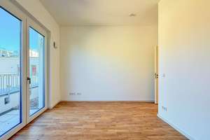 Große Dachgeschosswohnung nah Schloß Charlottenburg - 3 Zimmer am Mierendorffplatz – Osnabrücker Straße 27, 10589 Charlottenburg, Berlin – Vorschaubild 17
