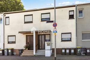 Frankfurt-Praunheim: Gemütliches Reihenmittelhaus mit Wintergarten, Keller und Garten – 60488 Praunheim, Frankfurt am Main – Vorschaubild 3