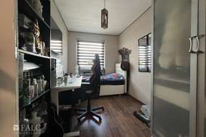 Property thumbnail 8