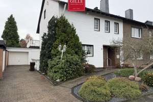 Große DHH in kinderfreundlicher, ruhiger Wohnlage-6 Zimmer, Einbauküche, toller Garten, Garage, frei