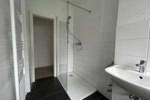 Zentraler Wohnen: citynahe, renovierte  2,5-Zimmer-Wohnung – Essener Str. 66, 45141 Stoppenberg, Essen – Vorschaubild 4
