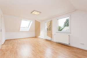 Hochwertiges Einfamilienhaus mit beheiztem Wintergarten und schönem Garten in familiärer Umgebung – 13591 Staaken, Berlin – Vorschaubild 7