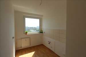 3-Raum-Wohnung mit Balkon & Aufzug – Werner-Seelenbinder-Str. 41, 39118 Magdeburg – Vorschaubild 1
