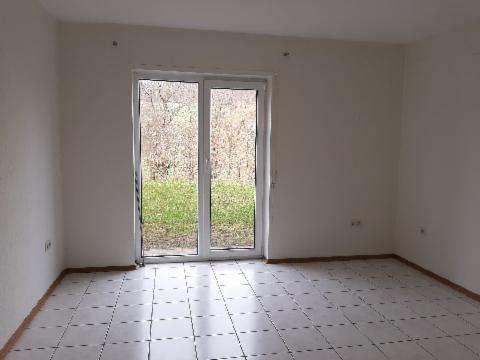 Immobilie in Niederstaufenbach - Mehrfamilienhaus mit 4 Wohnungen - Bj. 1995 - nähe Ramstein & Landstuhl - Bild 3