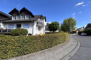 Sehr gepflegte und  komplett vermietete Doppelhaushälfte in sonniger Lage von Altenkirchen-Honneroth – Die vollständige Adresse der Immobilie erhältst du vom Anbieter., 57610 Altenkirchen (Westerwald) – Vorschaubild 4
