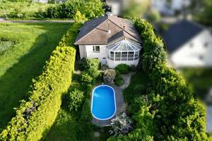 Exklusives Familienhaus mit Pool in begehrter Wohnlage von Magdeburg – 39130 Neu Olvenstedt, Magdeburg – Vorschaubild 2
