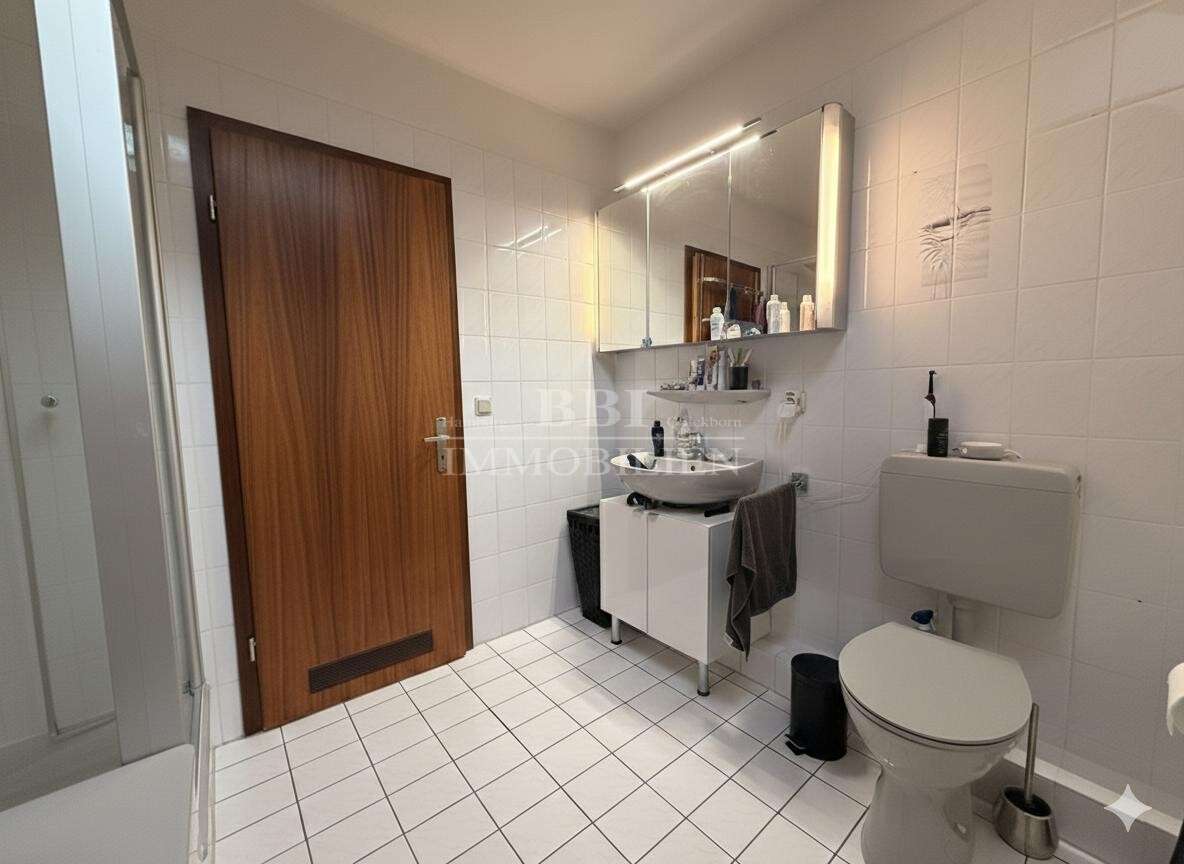 Immobilie in Hasloh - Vermietetes Mittelreihenhaus mit gutem Grundriss und Weitblick  - Kapitalanleger aufgepasst! - Bild 1