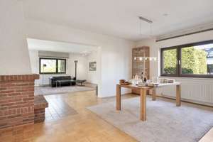 Großzügiger Bungalow mit sonnigem Garten im Ratinger Grachtenviertel  – Die vollständige Adresse der Immobilie erhältst du vom Anbieter., 40880 West, Ratingen – Vorschaubild 6