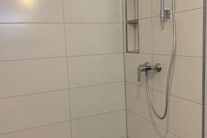1 Komplettes Reihenhaus mit Garage in Erkelenz!!! - Ideal für Ehepaare oder  Firmennutzung (Büros..) – Am Hagelkreuz 65, 41812 Erkelenz – Vorschaubild 2