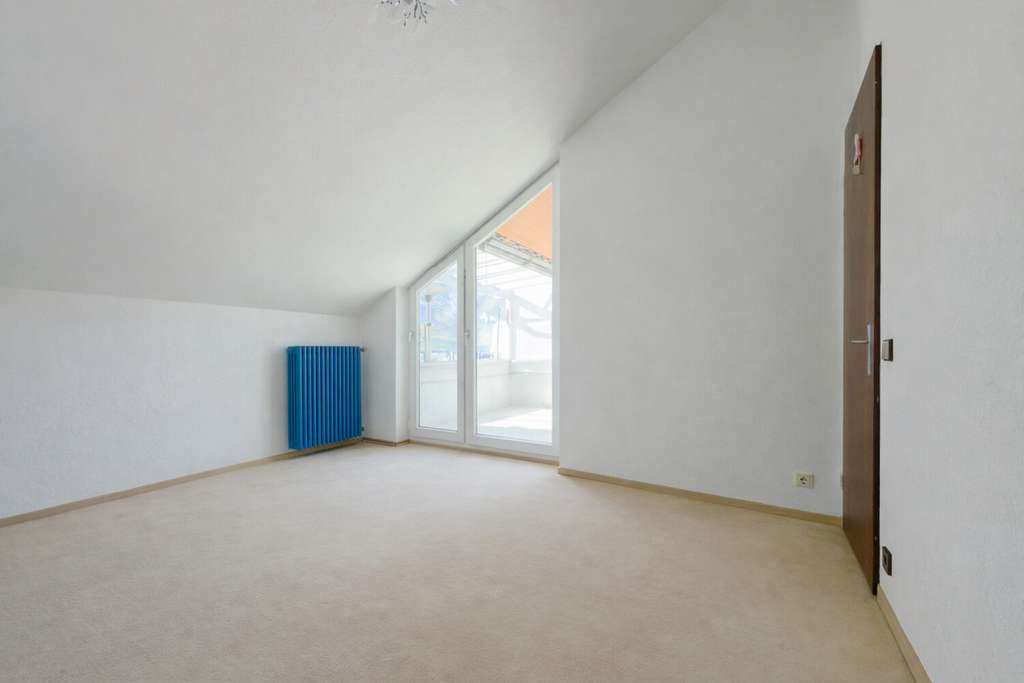 Immobilie in Kirchheim unter Teck - Großzügige Galerie-Maisonette in grüner Stadtrandlage - Bild 3