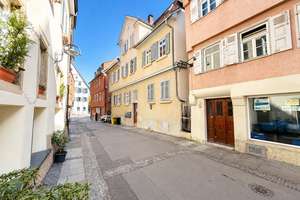 Innenstadt! Kernsanierte 3-Zimmer-Wohnung in begehrter Lage. Sehr gute Kapitalanlage!
