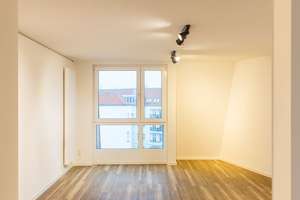 HOMESK - 4-Zimmer-DG-Maisonette-Wohnung mit Aufzug und EBK direkt am U-Bhf. Eberswalder Straße – Schönhauser Allee 143, 10435 Prenzlauer Berg, Berlin – Vorschaubild 3