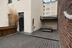 Leere 3-Zimmer-Altbauwohnung mit hohen Decken und Dachterrasse – 1. OG, nur 5 Minuten zur Kö – Pionierstr. 5, 40215 Friedrichstadt, Düsseldorf – Vorschaubild 2