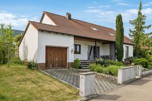 Einfamilienhaus in ruhiger Lage in Heubach-Buch – Die vollständige Adresse der Immobilie erhältst du vom Anbieter., 73540 Heubach – Vorschaubild 1