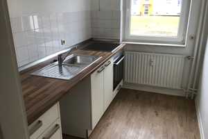 Schöne 2,50-Zimmer-Wohnung mit großem Balkon – Spieringshorster Str. 3, 23564 Lübeck – Vorschaubild 4