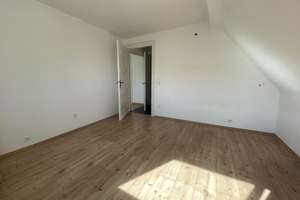 Overath-Brombach:
Einfamilienhaus zu vermieten – Die vollständige Adresse der Immobilie erhältst du vom Anbieter., 51491 Overath – Vorschaubild 7