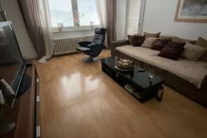 Helle 3 Zimmerwohnung mit zwei Balkone in D-Unterraht