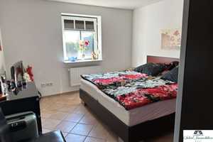 Familienfreundl. Einfamilienhaus mit geräumigem Zuschnitt, Süd-/West- Terrasse, Garten und Carport – Nordfriesland (Kreis) – Vorschaubild 9