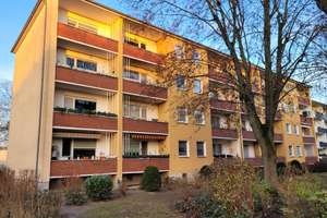 2-Zimmer-Wohnung mit Balkon in Top-Lage von Berlin-Spandau