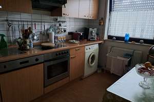 Helle 3-Zi.-Wohnung in Koblenz-Süd mit Balkon,  Aufzug & Stellplatz – Die vollständige Adresse der Immobilie erhältst du vom Anbieter., 56068 Süd, Koblenz – Vorschaubild 4