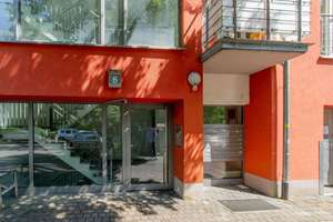 SOFORT BEZUGSFREIE helle 2-Zimmer-Wohnung mit Balkon - ideal zur Eigennutzung oder zur Kapitalanlage – Die vollständige Adresse der Immobilie erhältst du vom Anbieter., 79108 Zähringen, Freiburg im Breisgau – Vorschaubild 2