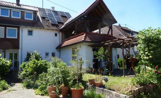 Reiheneckhaus mit Anbau und Dachterrasse